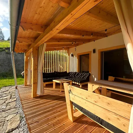 Rajskie Wzgorze Sloikowo Villa *